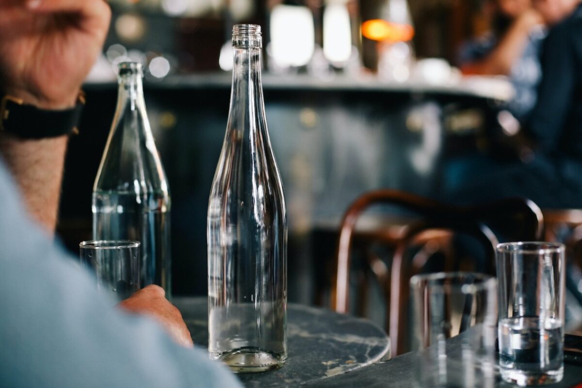 Why we should be served a glass of water with every alcoholic